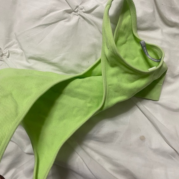🤍5/40 neon green bra top - Picture 2 of 3